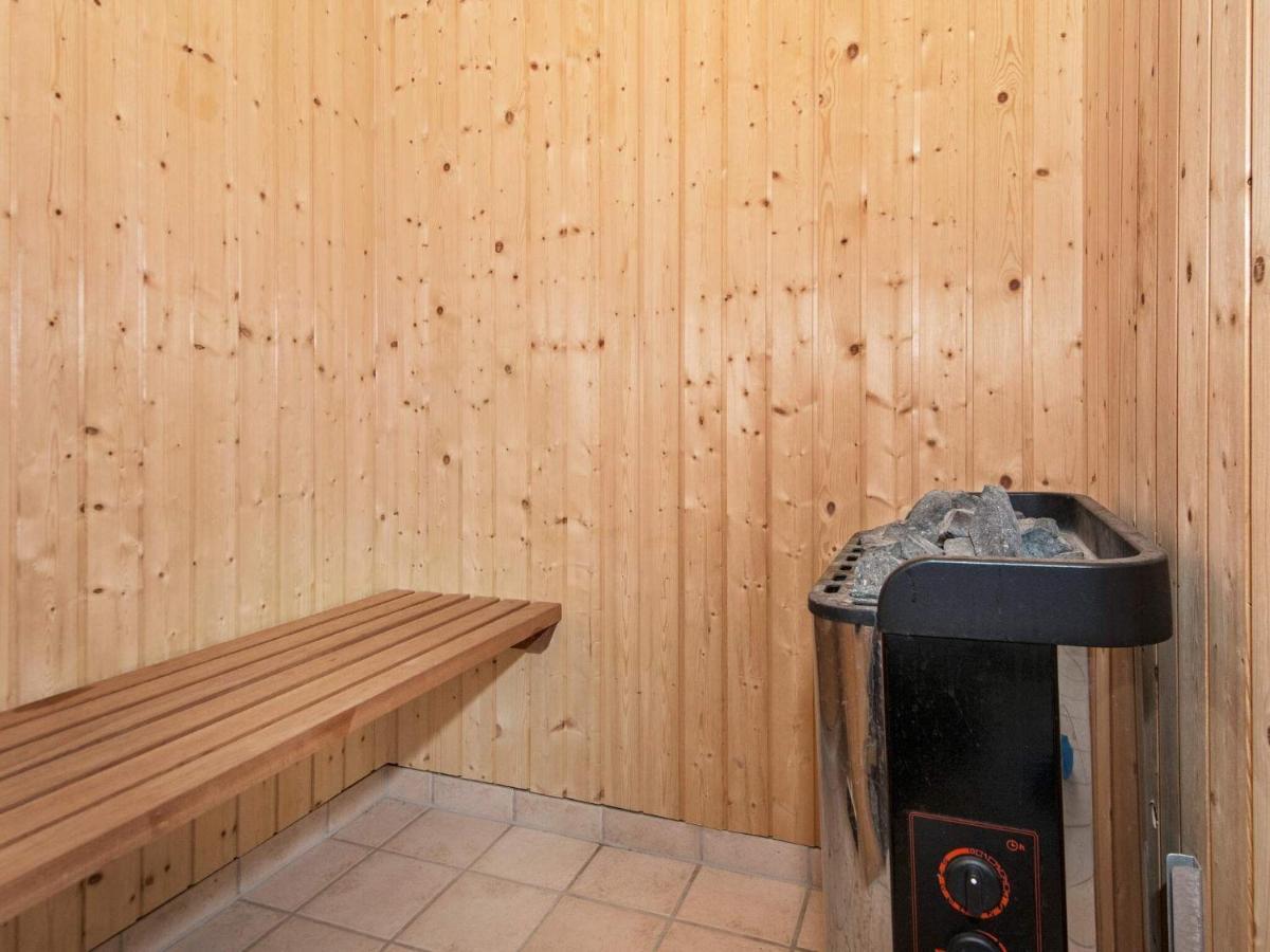 8 Person Holiday Home In Ulfborg Exterior foto