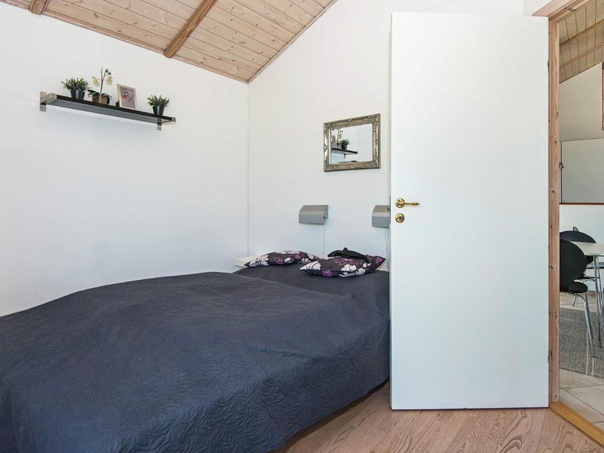 8 Person Holiday Home In Ulfborg Exterior foto